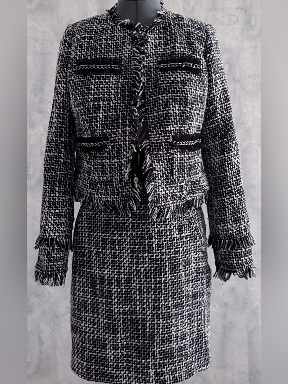 INC Tweed Cropped Fringe Chain Jacket Skirt 2pc Suit Set Black White Classic S